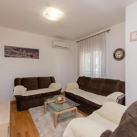 Compass 2 Apartment Podgorica