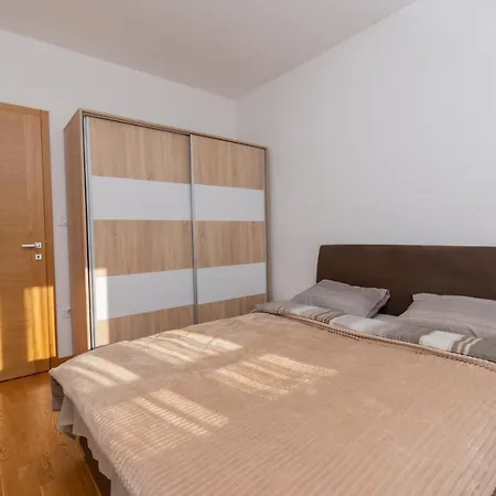 Compass 2 Podgorica